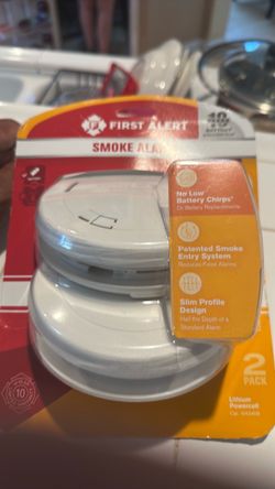 First Alert smoke alarm 2 pack
