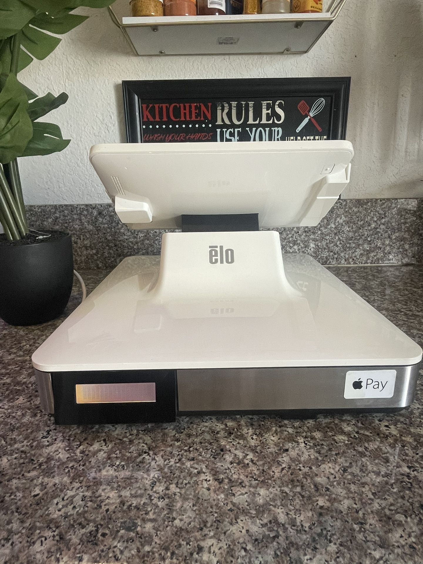 Elo ETT10 1 Paypoint All in 1 POS Platform w/o iPad $80 OBO