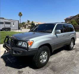 2002 Lexus LX 470