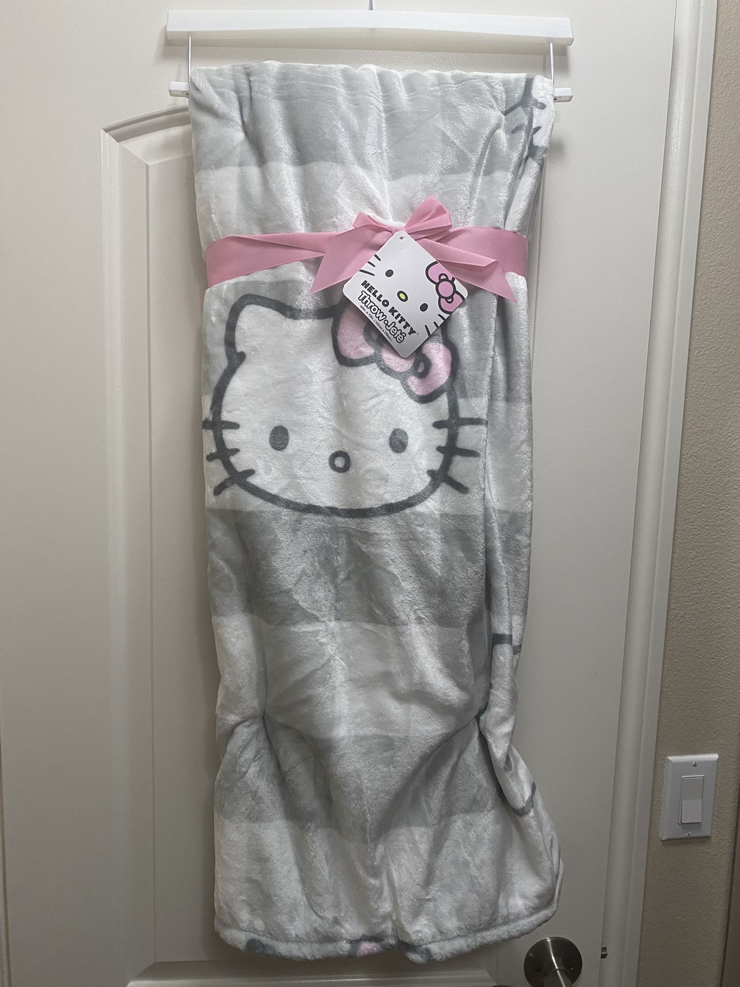 Hello Kitty Blanket New 