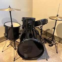 First act 6 cheap piece drum set