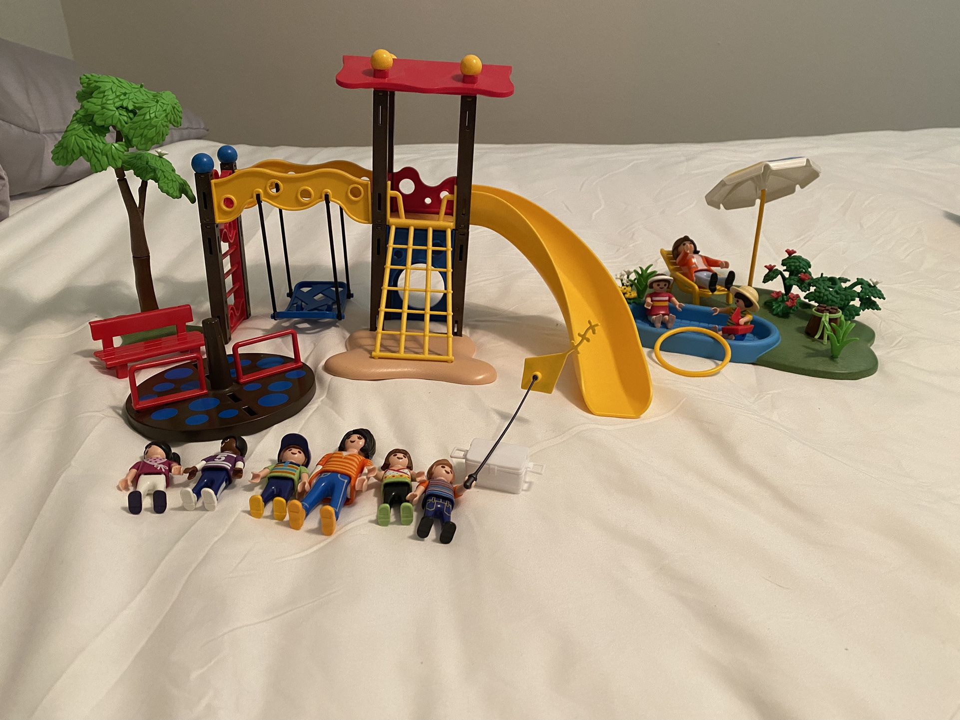 Playmobil City Life Playground 5612 and Wading Pool 4140