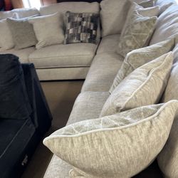 Stunning Cozy Deep Seated Stylish Sectional! 