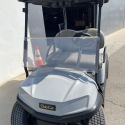 CLUB CAR Golf Cart