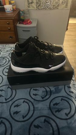 Jordan 11 space jam lows