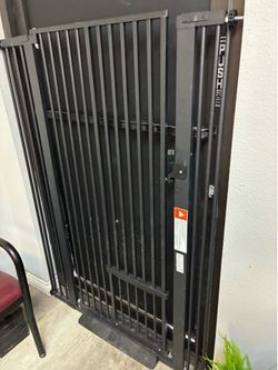Tall pet gate for cats dogs