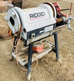 RIDGID 1224 Pipe Threading Machine (pipe threader).
