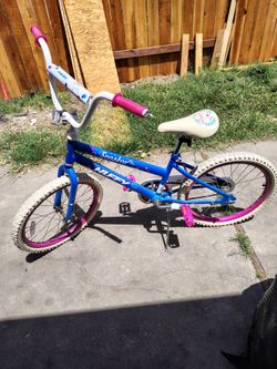 Girls bike with helmet