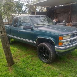 Chevy Silverado 4x4 With 173000 Miles