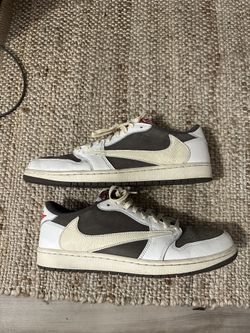 Jordan 1 Reverse Mocha (Size 11 | Used | OG all)
