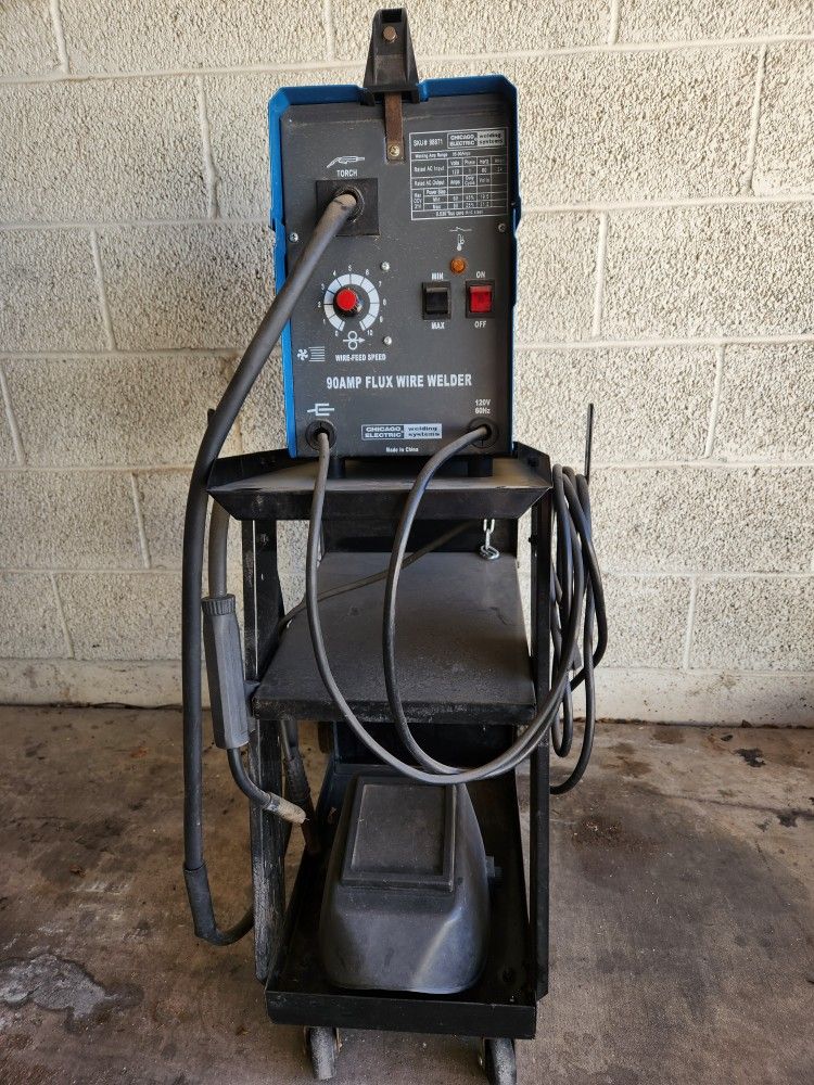 Chicago Electric Welding System 90 Amp Flux Wire Welder