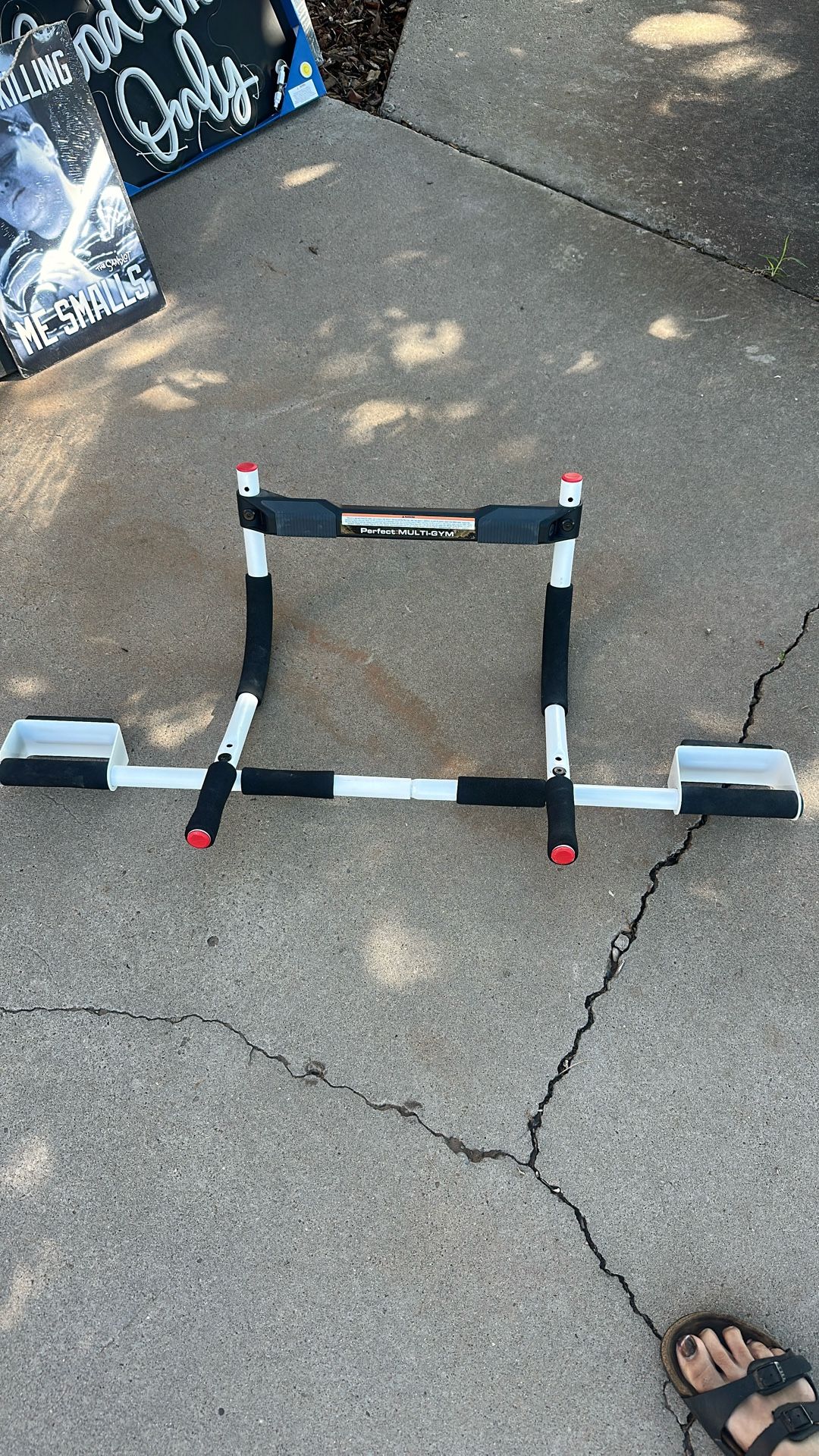 Pull Up Bar