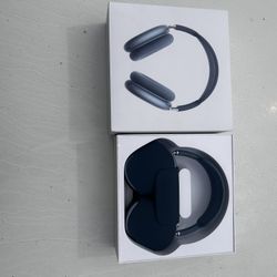 Apple Air pods max with box and charger (Brand NEW)