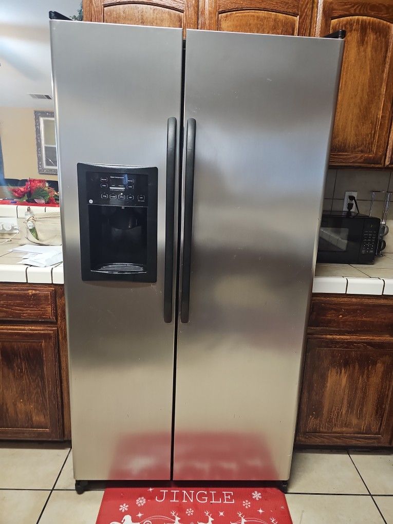 General Electric Fridge