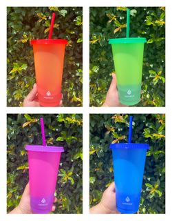 Changing color cups