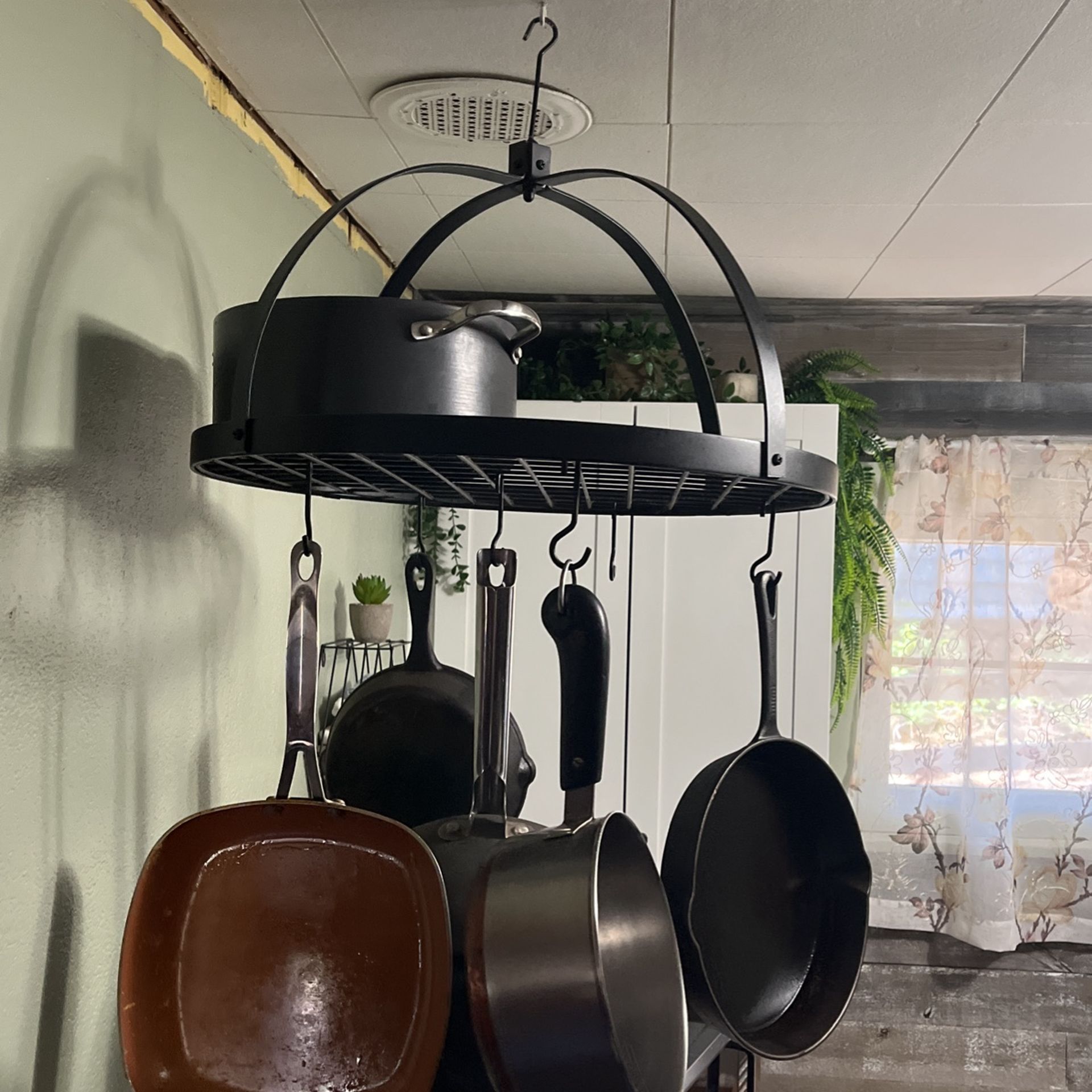 Hanging Pan Rack