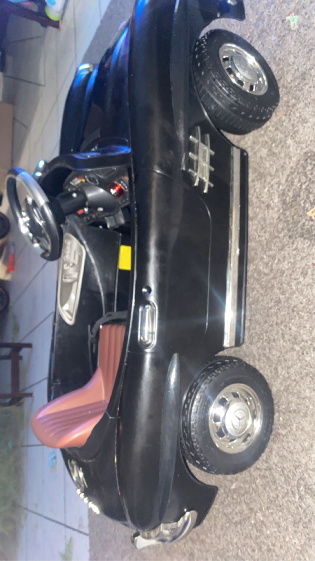 Mercedes Benz Kids Electric Car