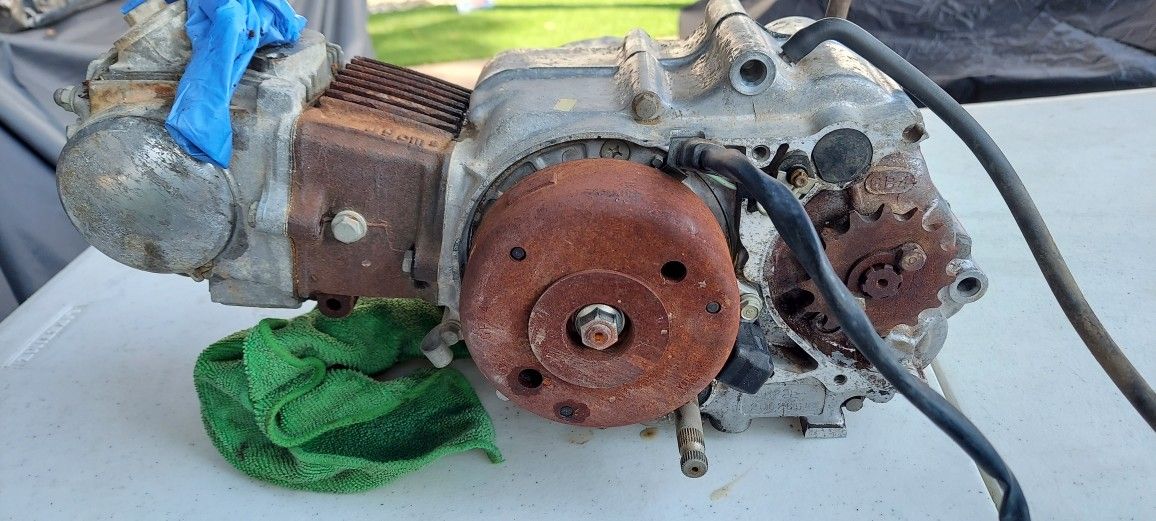 1988 Honda ZB 50 ENGINE VERY RARE! + PLUS OTHER ZB PARTS
