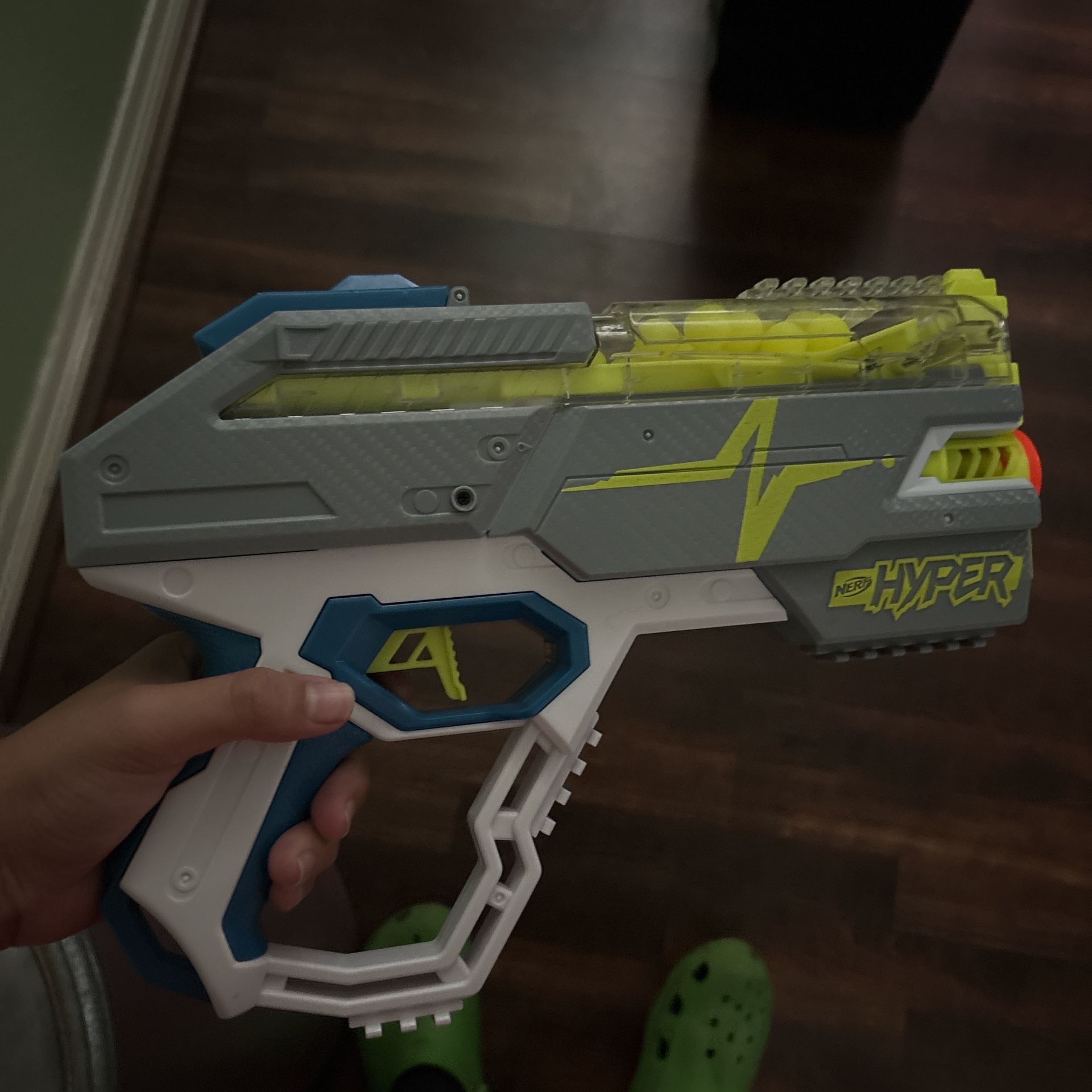 Nerf Gun (w the little bullets)