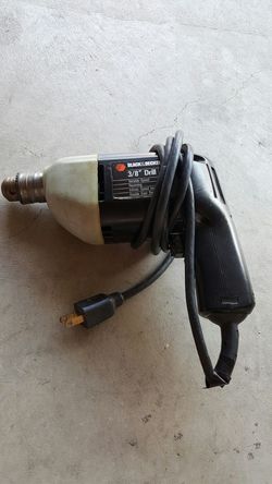 Black & deck drill 3/8"