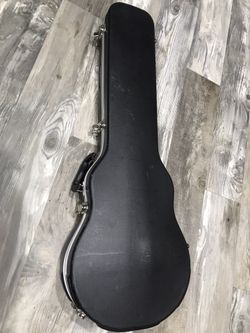 Guitar cases like new