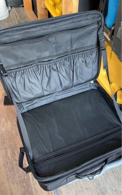Relabel cosmetic case