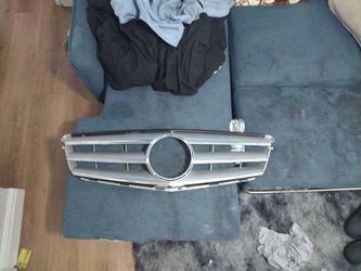 2008 Mercedes-Benz C300 Grill