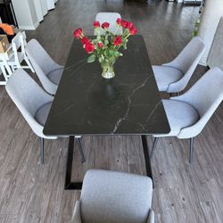 Modern Dining Table Set 