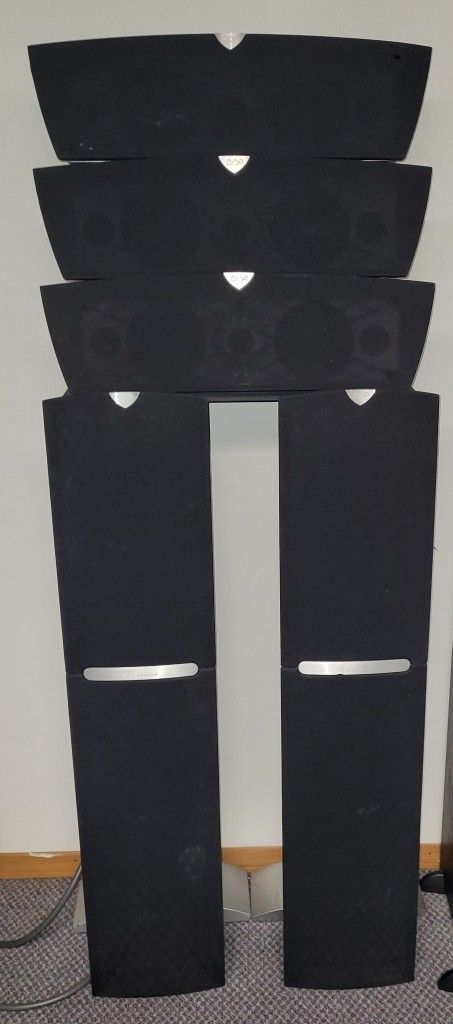 Phillip Jones VI-630 tower speakers. Plus 3 VI-420 1-Center and 2 Suround Speakers. All in excellent working condition. You can demo before purchasing