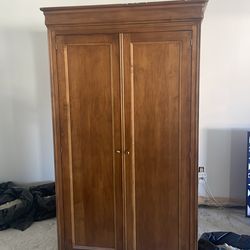 Armoire