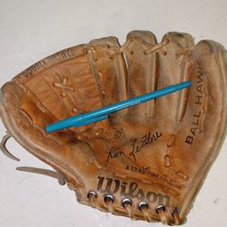 Vintage Old WILSON - RON LeFLORE Baseball Glove Right Handed Youth Size