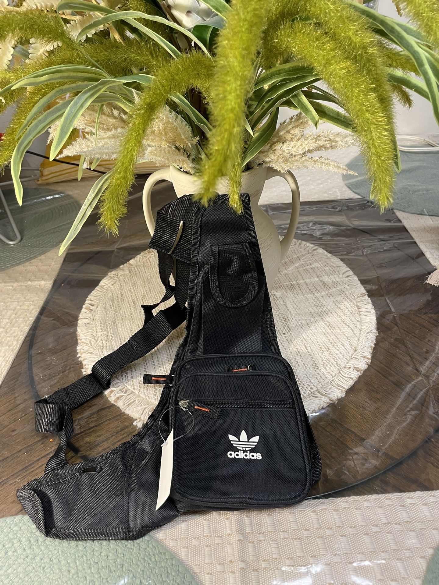 “Adidas” shoulder pouch 