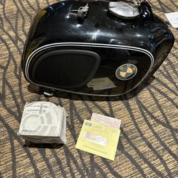BMW Motorcycle R90s  Gas Tank 