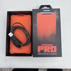 Poseidon Pro Charger