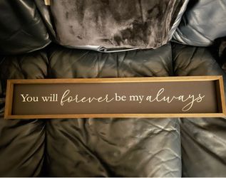 Wooden decor sign
