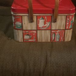 Vintage 1950’s Metal Weave Pattern Picnic Basket with Wooden Handles “Ready to Go Picnicking”!!!!
