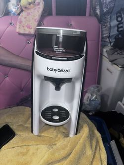 Baby Brezza Formula Pro Advance Baby Formula Dispenser