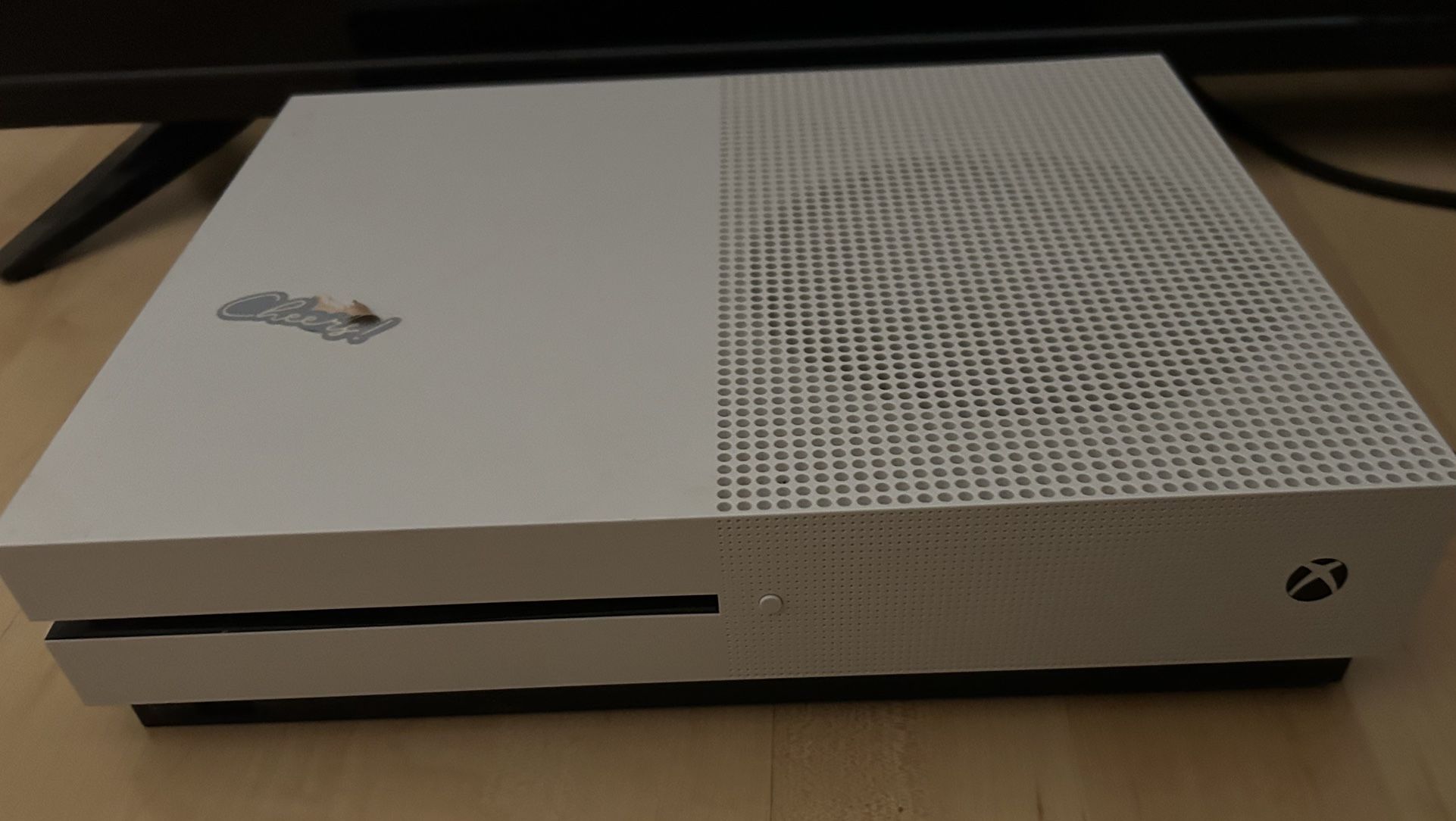 Xbox one S  And  TV