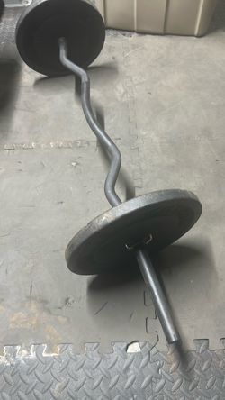 EZ Curl Bar with Weight Plates