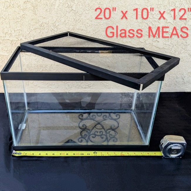 Terrarium with Wire Lid - 20"x12" x10" Glass - " Ran Out Of Windex, Soap & Water Cleaned" • Pet Supplies, Home & Garden, Plant Soil & Seedlings Acces