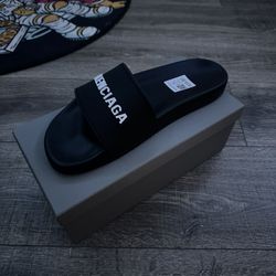 Balenciaga Slides
