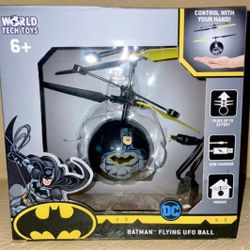 DC Comics Batman UFO Flying Ball