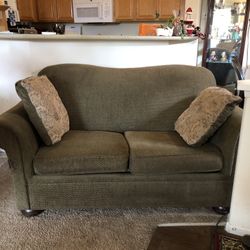 FREE LOVESEAT — Cat Scratch Damage (See Photos)