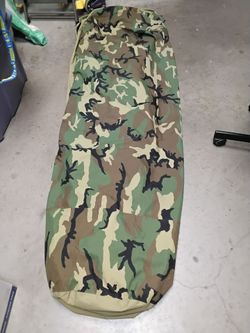 Genuine U.S Military Bivy Cover With Sleeping Bag NSN8465-01-4168-517 Used $75