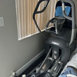 Octane Fitness Elliptical 47ci $250