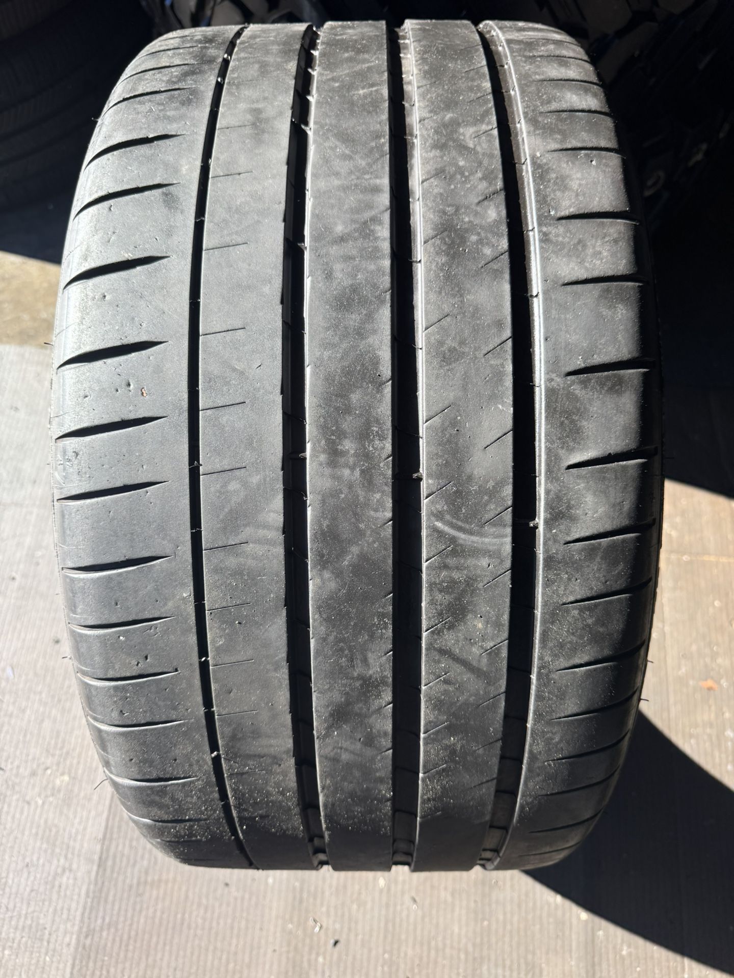 295 30 20 Michelin Pilot Sport 4s Tire