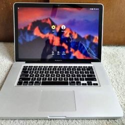 Apple MacBook Pro 15 Inches Quad Core I7, 8GB Ram, 500GB hard Drive $150