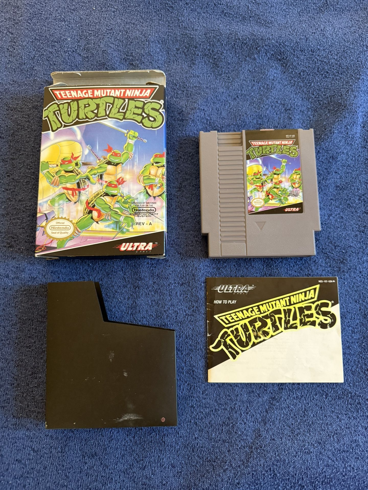 Teenage Mutant Ninja Turtles TMNT NES CIB