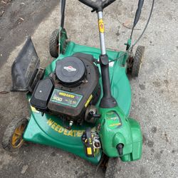 Weed Eater Push Mower And Weed Wacker Combo  Side Discharge. Perfectly Working Condition Tested Before Buy It 250$$$