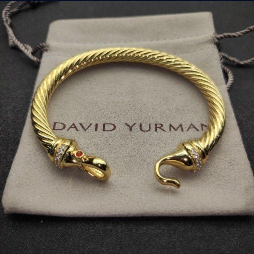 Hook Bracelet